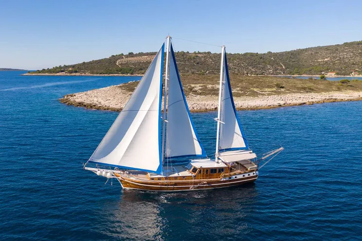 Charter Yacht GULET ANDI STAR - Custom Gulet 26 m - 5 Cabins - Split - Dubrovnik - Croatia