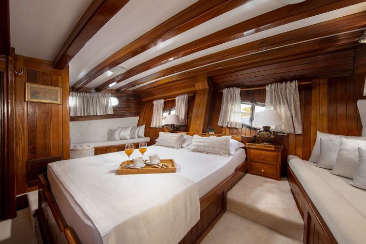 Charter Yacht ANDI STAR - Custom Gulet 26m - 5 Cabins - Split - Dubrovnik - Hvar - Croatia