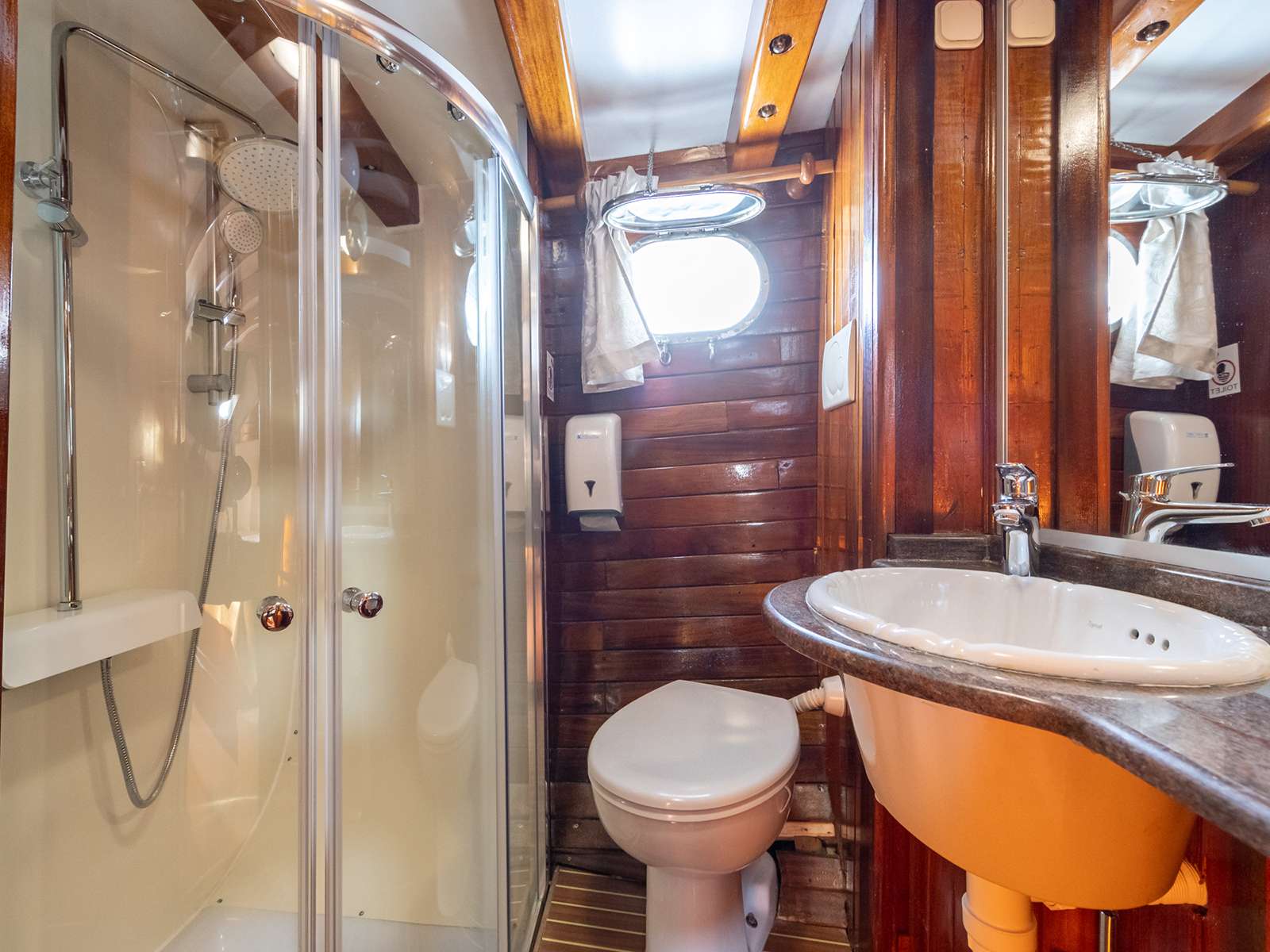 Charter Yacht ANDI STAR - Custom Gulet 26m - 5 Cabins - Split - Dubrovnik - Hvar - Croatia