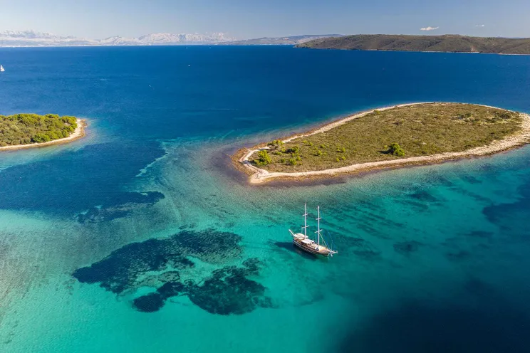 Charter Yacht ANDI STAR - Custom Gulet 26m - 5 Cabins - Split - Dubrovnik - Hvar - Croatia