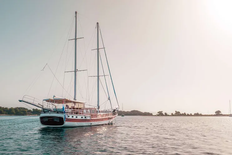 Charter Yacht ANDI STAR - Custom Gulet 26m - 5 Cabins - Split - Dubrovnik - Hvar - Croatia