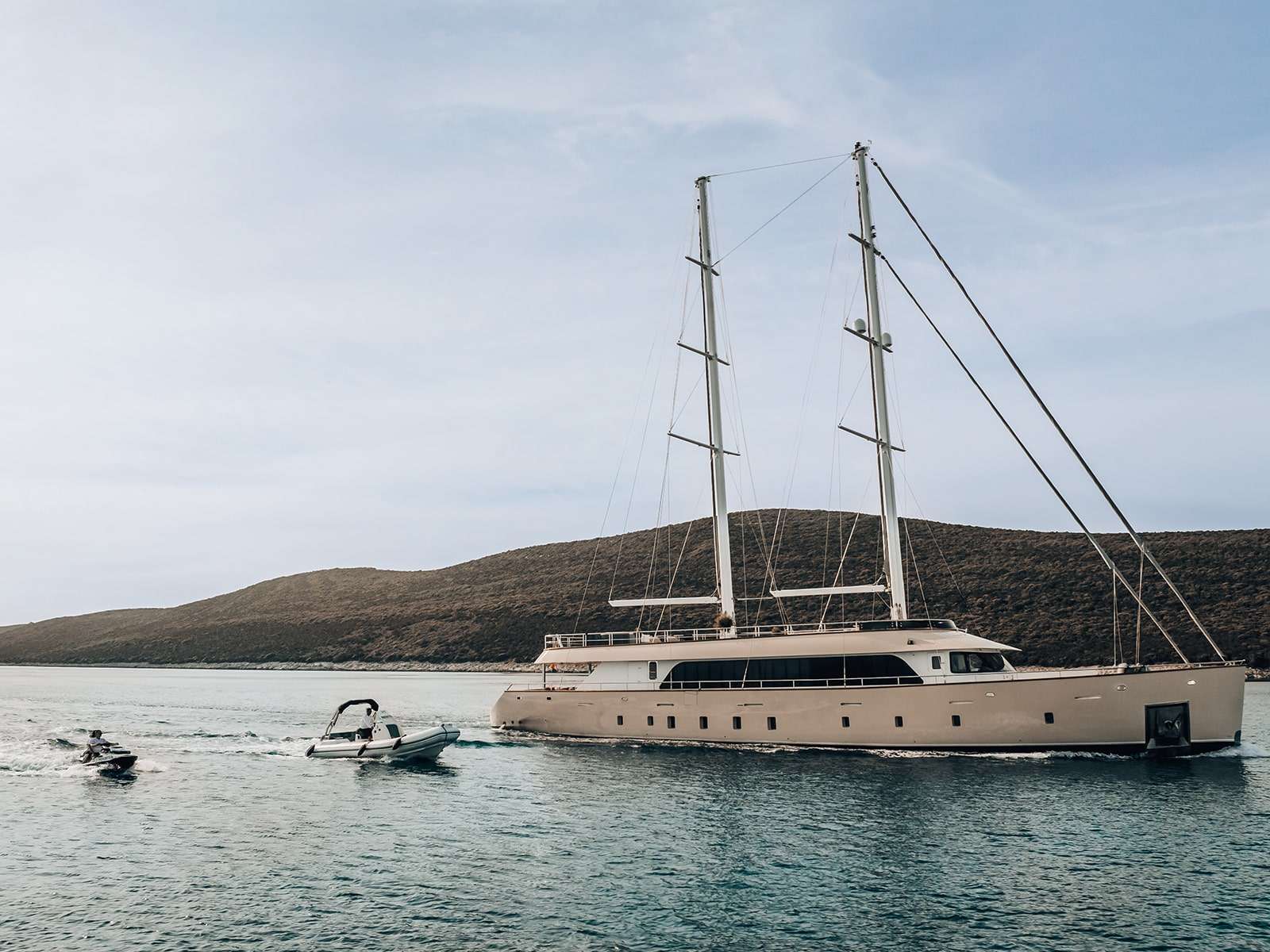 MAXITA Custom Sailing Yacht 39m - profile