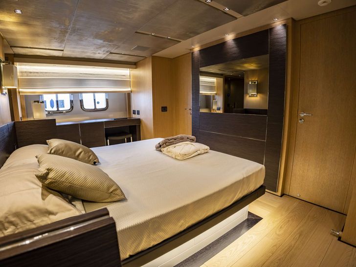 AMAN Sanlorenzo SL96 - master cabin other angle AMAN Sanlorenzo SL96 - master cabin other angle