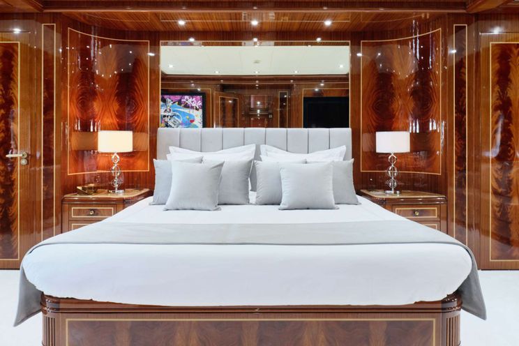 Charter Yacht ABILITY - Codecasa 41S - 5 Cabins - Athens - Mykonos - Paros - Cyclades - Greece