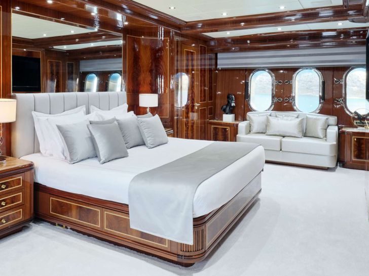 ABILITY Codecasa 41S - master cabin with seating ABILITY Codecasa 41S - master cabin with seating