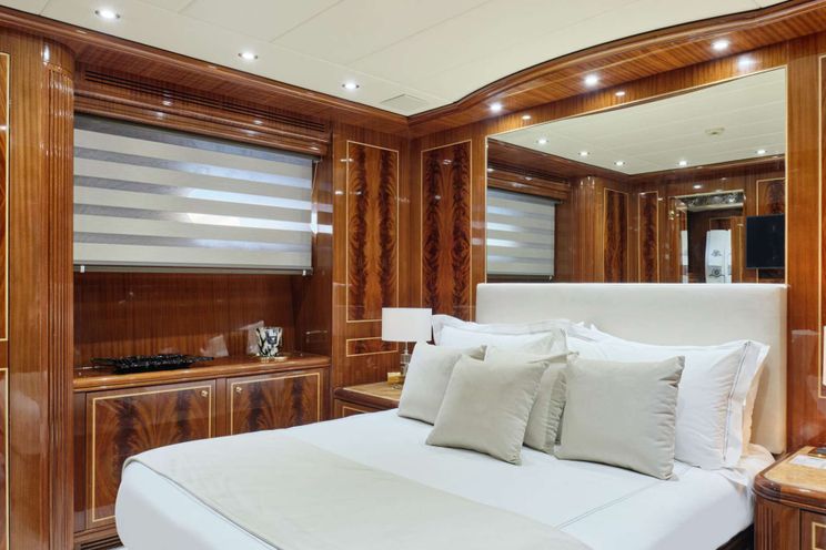 Charter Yacht ABILITY - Codecasa 41S - 5 Cabins - Athens - Mykonos - Paros - Cyclades - Greece