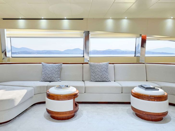 ABILITY Codecasa 41S - main saloon seating ABILITY Codecasa 41S - main saloon seating