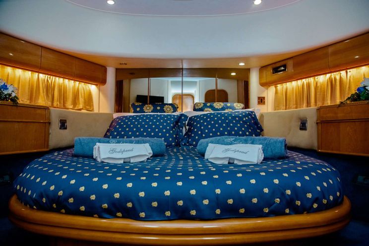 Charter Yacht GODSPEED - Princess Viking 72 - 4 Cabins - Athens - Mykonos - Paros - Cyclades - Greece