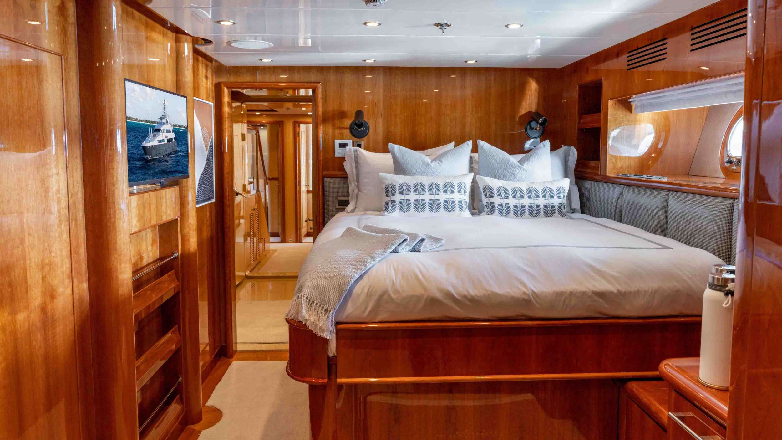 Charter Yacht STAY SALTY - Horizon P130 - 6 Cabins - St Thomas - St John - St Croix - USVI - Caribbean