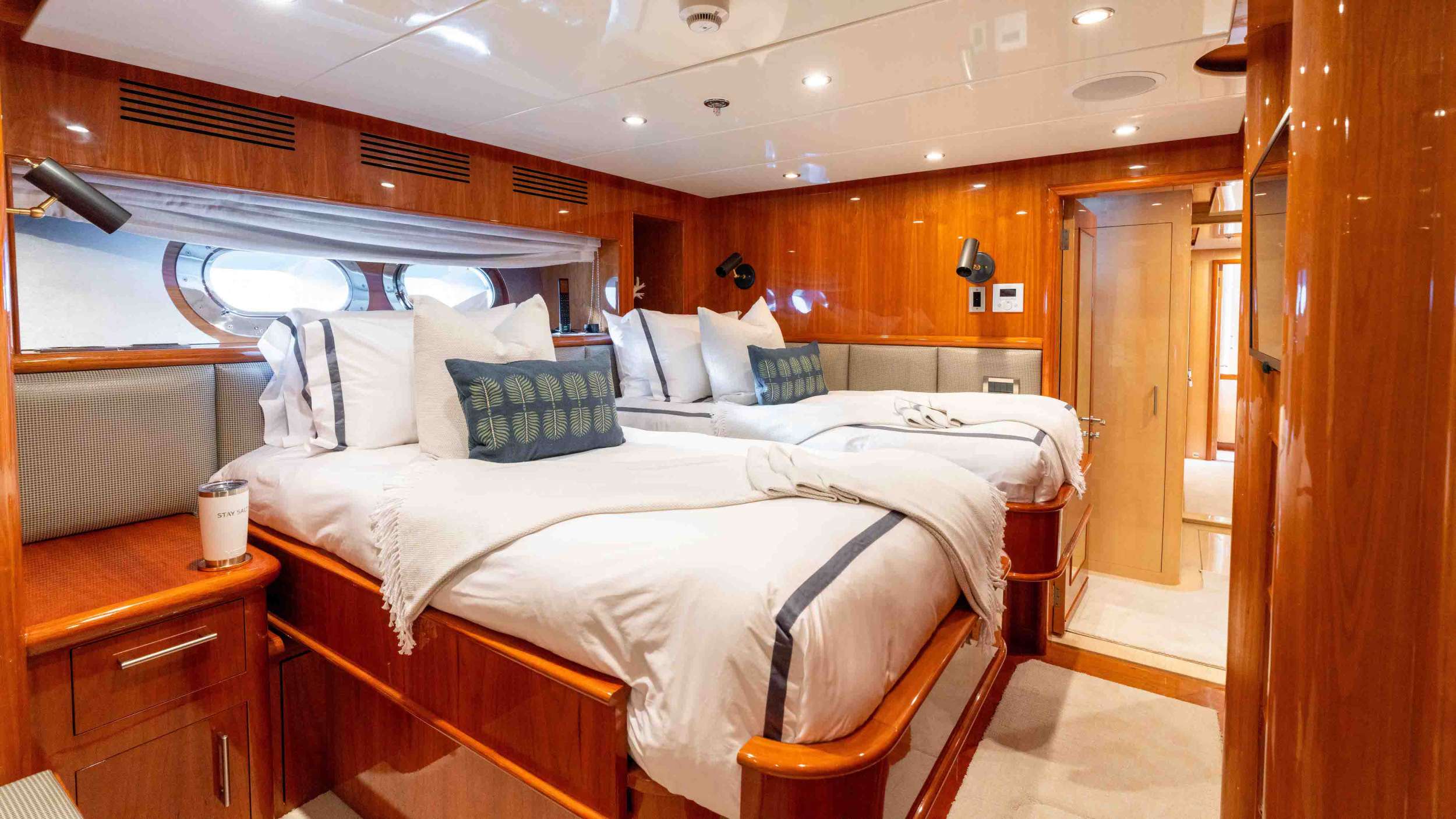 Charter Yacht STAY SALTY - Horizon P130 - 6 Cabins - St Thomas - St John - St Croix - USVI - Caribbean