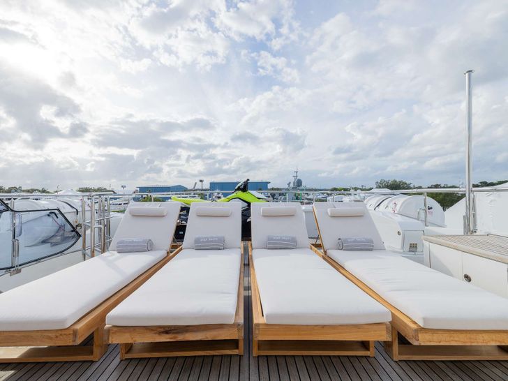 STAY SALTY Horizon P130 - sun deck sun loungers STAY SALTY Horizon P130 - sun deck sun loungers