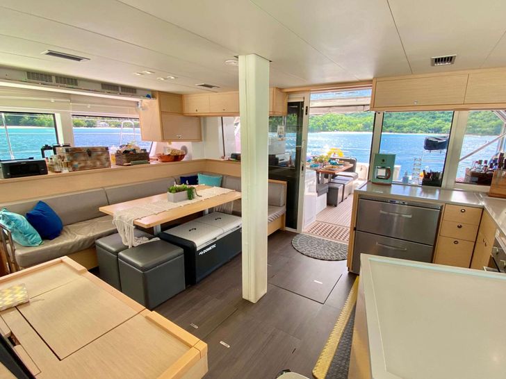 VENTANA AL MAR Lagoon 52 - saloon VENTANA AL MAR Lagoon 52 - saloon