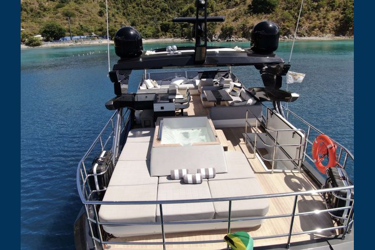 Charter Yacht OMNIA - Pearl 78 - 4 Cabins - Nassau - Bahamas