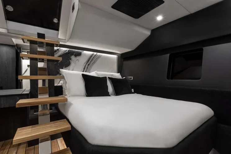 Charter Yacht MOON SHADOW - Moon Yacht 6TY - Tortola - St. Thomas - British Virgin Islands - US Virgin Islands