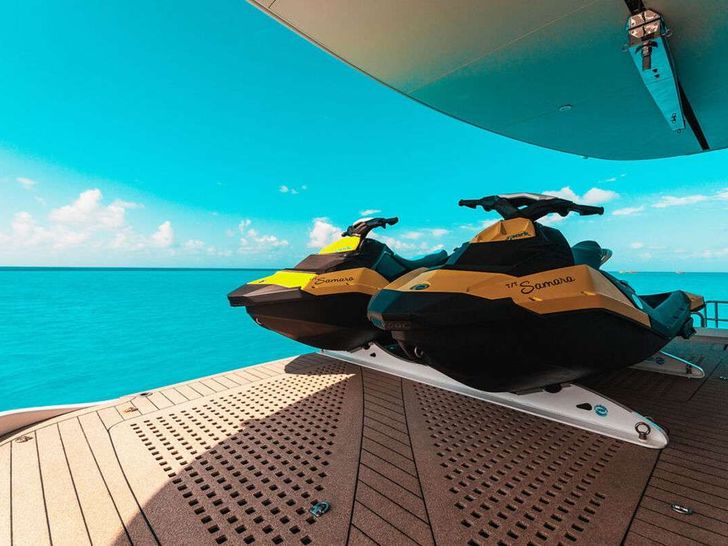 SAMARA - Pachoud 24 m,wave runner by the stern SAMARA - Pachoud 24 m,wave runner by the stern