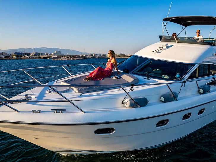 CARINA - Princess 15 m,bow view CARINA - Princess 15 m,bow view