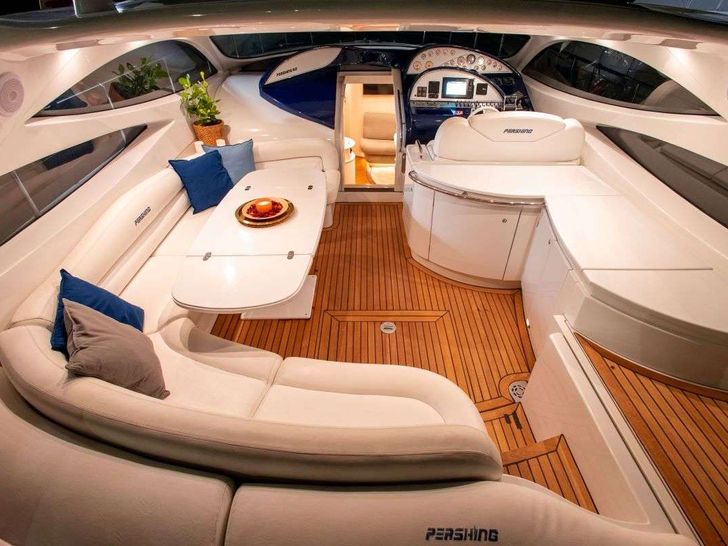 MIRA - Pershing 55 ft,saloon panoramic shot with cockpit MIRA - Pershing 55 ft,saloon panoramic shot with cockpit