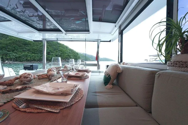 Charter Yacht LEGASEA - Bali 5.4 - 5 Cabins - Tortola - Anegada - Virgin Gorda - BVI - Caribbean