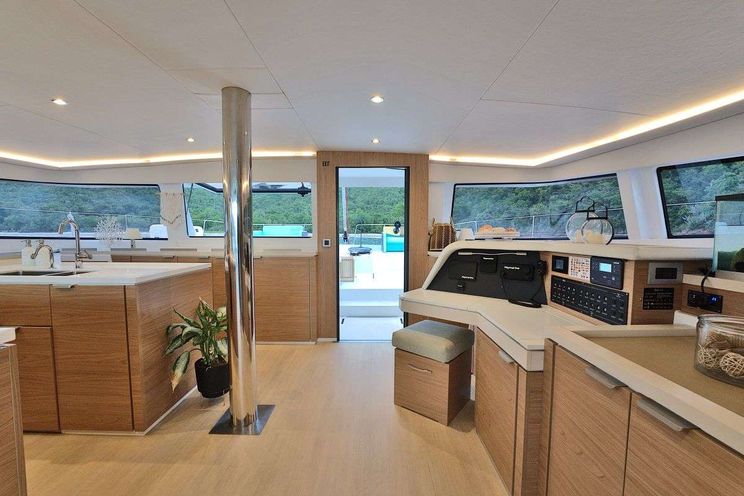 Charter Yacht LEGASEA - Bali 5.4 - 5 Cabins - Tortola - Anegada - Virgin Gorda - BVI - Caribbean