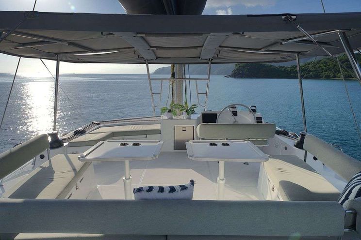 Charter Yacht LEGASEA - Bali 5.4 - 5 Cabins - Tortola - Anegada - Virgin Gorda - BVI - Caribbean