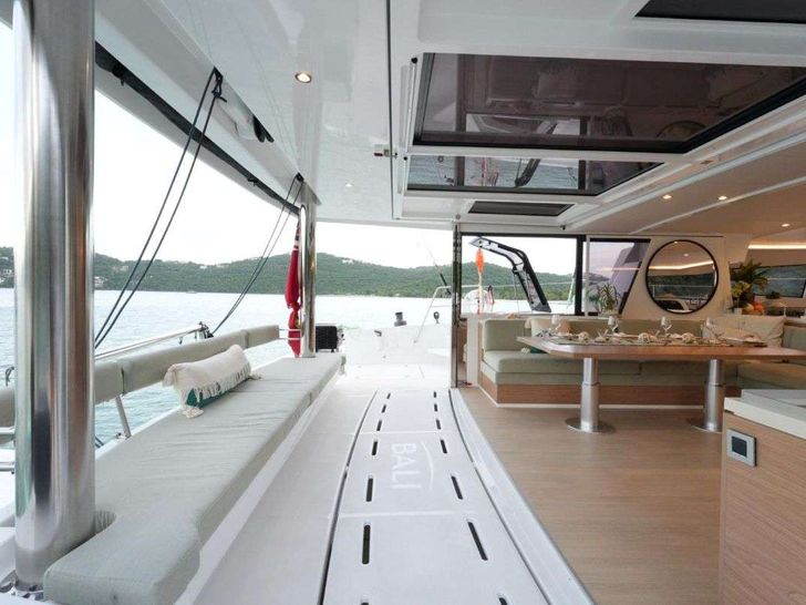 LEGASEA Bali 5.4 - aft deck LEGASEA Bali 5.4 - aft deck