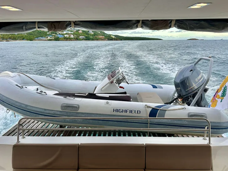 SOME KIND OF WONDERFUL Fountaine Pajot Victoria 67 - tender SOME KIND OF WONDERFUL Fountaine Pajot Victoria 67 - tender