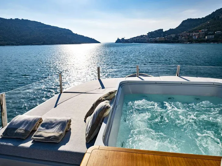 ANYTHING GOES V - San Lorenzo 34 m,jacuzzi