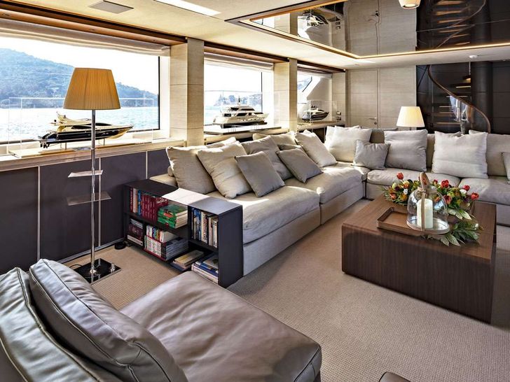 ANYTHING GOES V - San Lorenzo 34 m,main saloon wider view ANYTHING GOES V - San Lorenzo 34 m,main saloon wider view