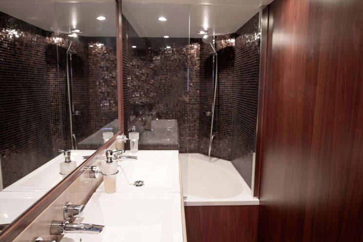 Charter Yacht PRAYING FOR OVERTIME - Princess UK 85 - Nassau - Exumas - Bahamas