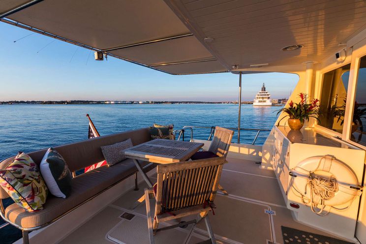 Charter Yacht TIMELESS - Offshore 62 - 3 Cabins - New England - Maine - Florida