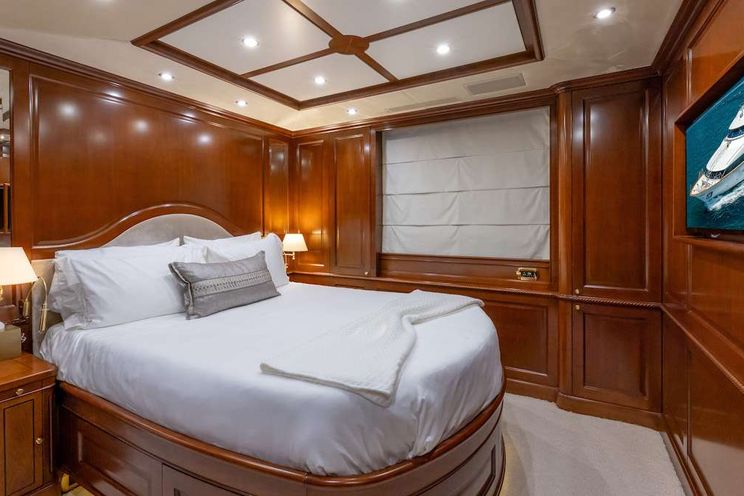 Charter Yacht NAMASTE - Benetti 121 - 5 Cabins - Nassau - Exumas - Bahamas - St. Martin - US Virgin Islands - British Virgin Islands - Leewards - Caribbean