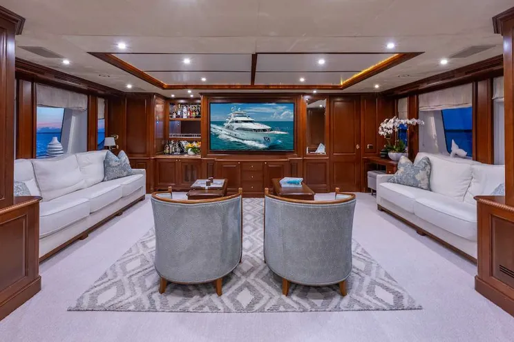 Charter Yacht NAMASTE - Benetti 121 - 5 Cabins - Nassau - Exumas - Bahamas - St. Martin - US Virgin Islands - British Virgin Islands - Leewards - Caribbean