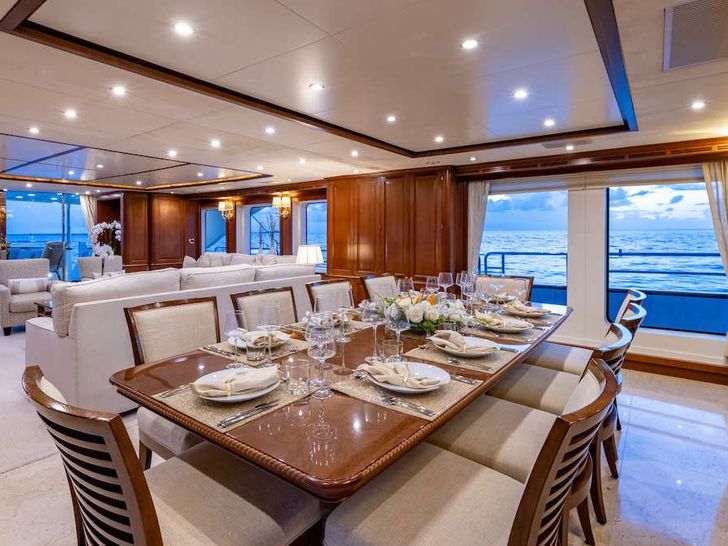 NAMASTE - Benetti 121,indoor dining