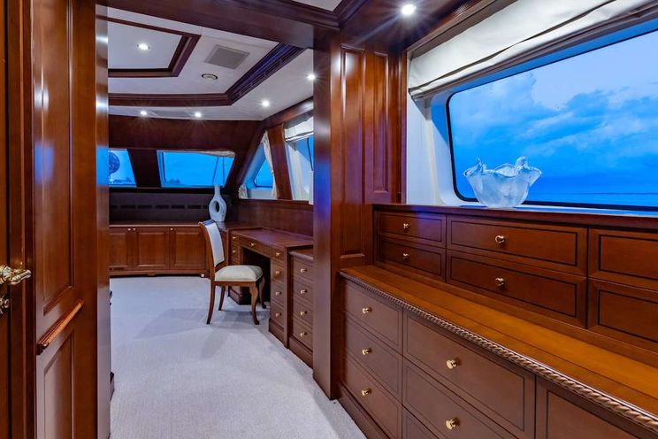 Charter Yacht NAMASTE - Benetti 121 - 5 Cabins - Nassau - Exumas - Bahamas - St. Martin - US Virgin Islands - British Virgin Islands - Leewards - Caribbean