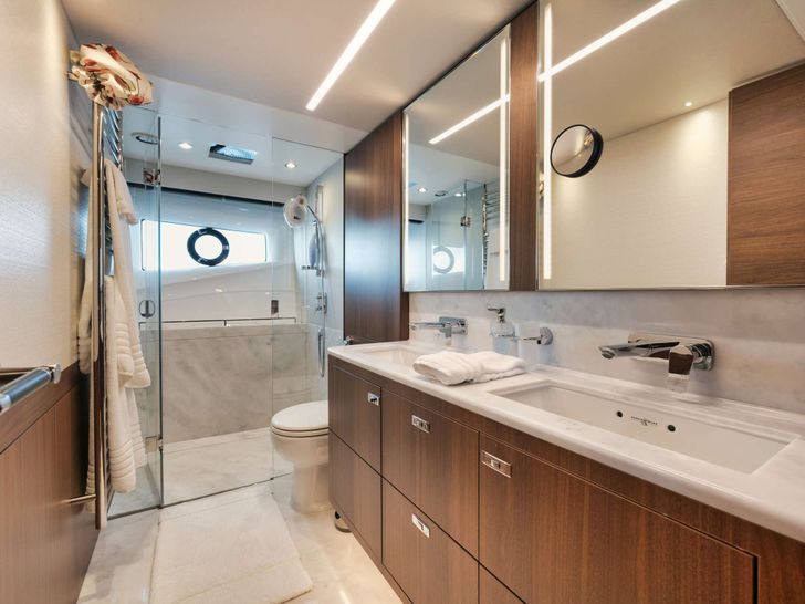 HOOKED HER Princess V78 - master cabin bathroom HOOKED HER Princess V78 - master cabin bathroom