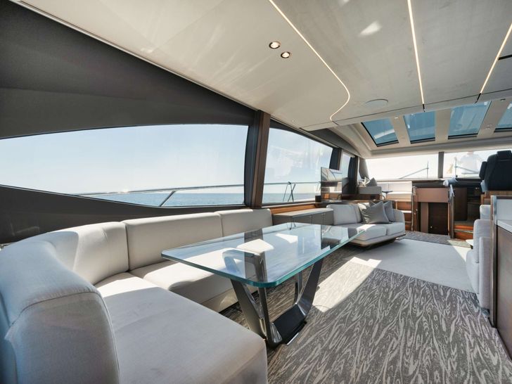 HOOKED HER Princess V78 - saloon seating area HOOKED HER Princess V78 - saloon seating area