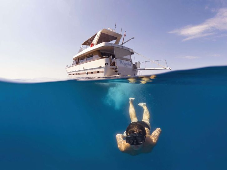 CUSTOM BLANKA Custom Built Aluminum Cutter 22m - snorkeling CUSTOM BLANKA Custom Built Aluminum Cutter 22m - snorkeling