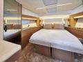 PRESTIGE 590 SHAFT Jeanneau Prestige 590 Fly - master cabin PRESTIGE 590 SHAFT Jeanneau Prestige 590 Fly - master cabin