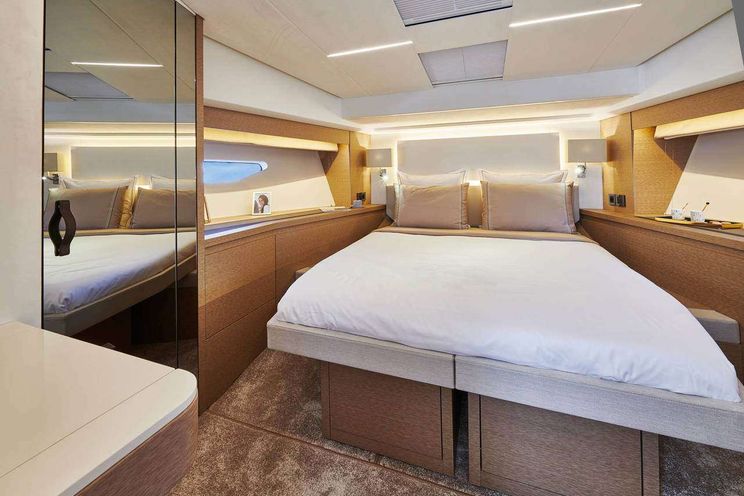 Charter Yacht SHAFT - Jeanneau Prestige 590 Fly - 3 Cabins - Split - Dubrovnik - Hvar - Croatia