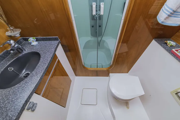 Charter Yacht LADY MARIGOT - Privilege Alliaura Marine Group 58 - 4 Cabins - St Martin - St Barths - Leewards - Caribbean