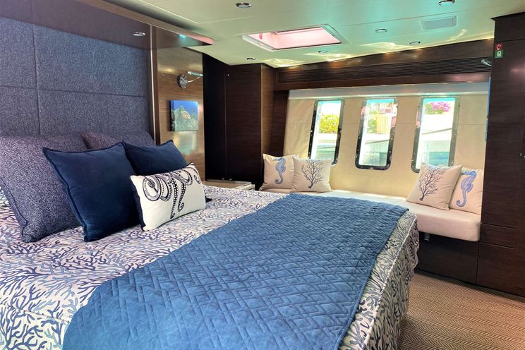 Charter Yacht AMMONITE - Nordhavn Custom 23m - 3 Cabins - Abaco - Nassau - Exumas - Bahamas