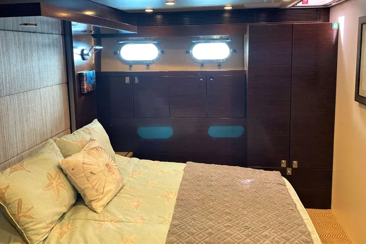 Charter Yacht AMMONITE - Nordhavn Custom 23m - 3 Cabins - Abaco - Nassau - Exumas - Bahamas