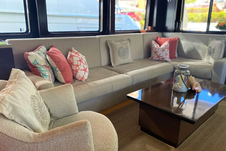 Charter Yacht AMMONITE - Nordhavn Custom 23m - 3 Cabins - Abaco - Nassau - Exumas - Bahamas