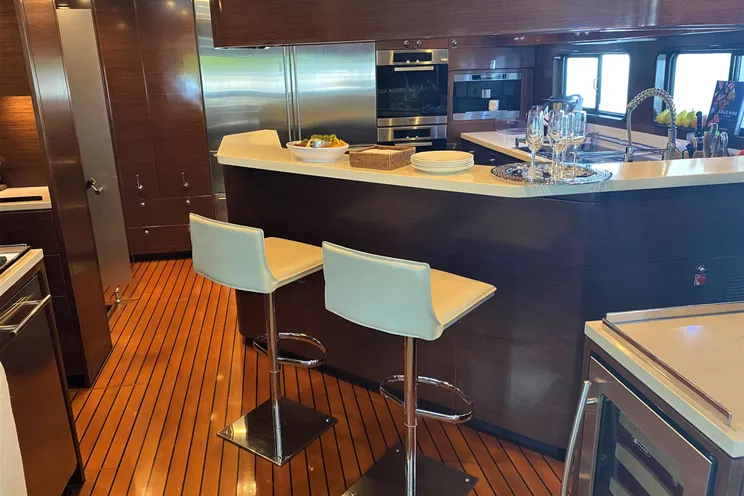 Charter Yacht AMMONITE - Nordhavn Custom 23m - 3 Cabins - Abaco - Nassau - Exumas - Bahamas