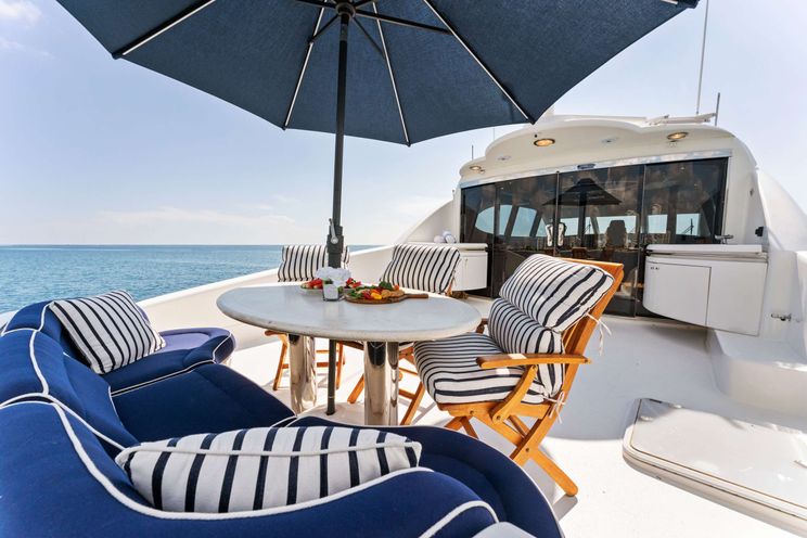 Charter Yacht CORAGGIO - LAZZARA 80 - 3 Cabins - Fort Lauderdale - Miami - Bahamas