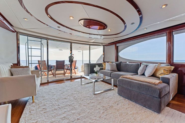 Charter Yacht CORAGGIO - LAZZARA 80 - 3 Cabins - Fort Lauderdale - Miami - Bahamas