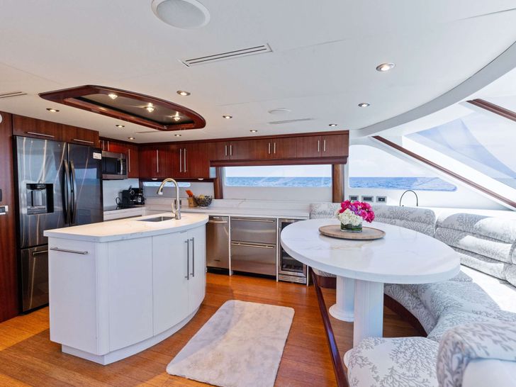 CORAGGIO - Galley CORAGGIO - Galley