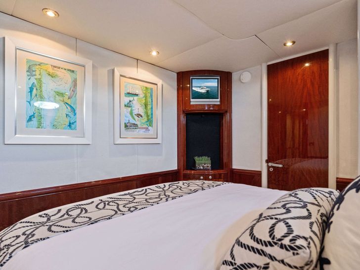 CORAGGIO - Starboard Guest Stateroom CORAGGIO - Starboard Guest Stateroom