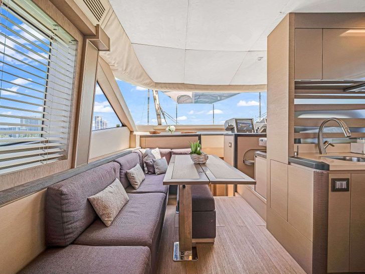 VOLO - Monte Carlo 70,dining area VOLO - Monte Carlo 70,dining area