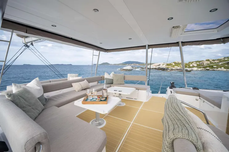Charter Yacht HIGH 5 - Bali 5.4 - 4 Cabins - Tortola - Anegada - Virgin Gorda - BVI - Caribbean